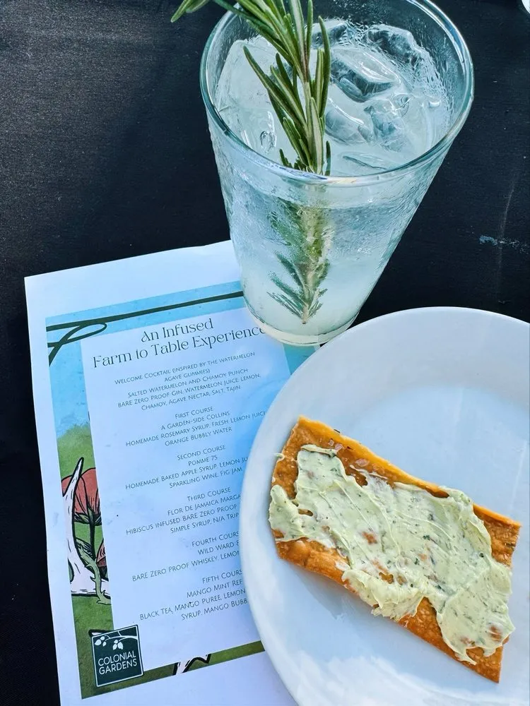 Expert outdoor landscaping for beautiful yards across Blue Springs, MO - Colonial Gardens