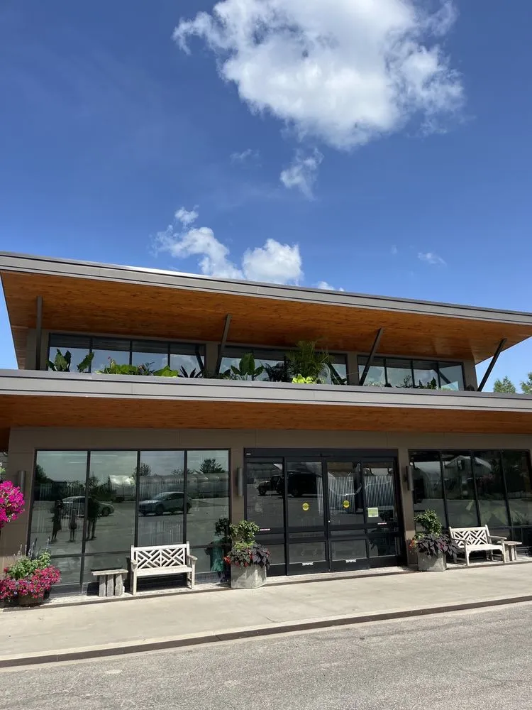 Reliable lawn care service in Blue Springs, MO by Colonial Gardens