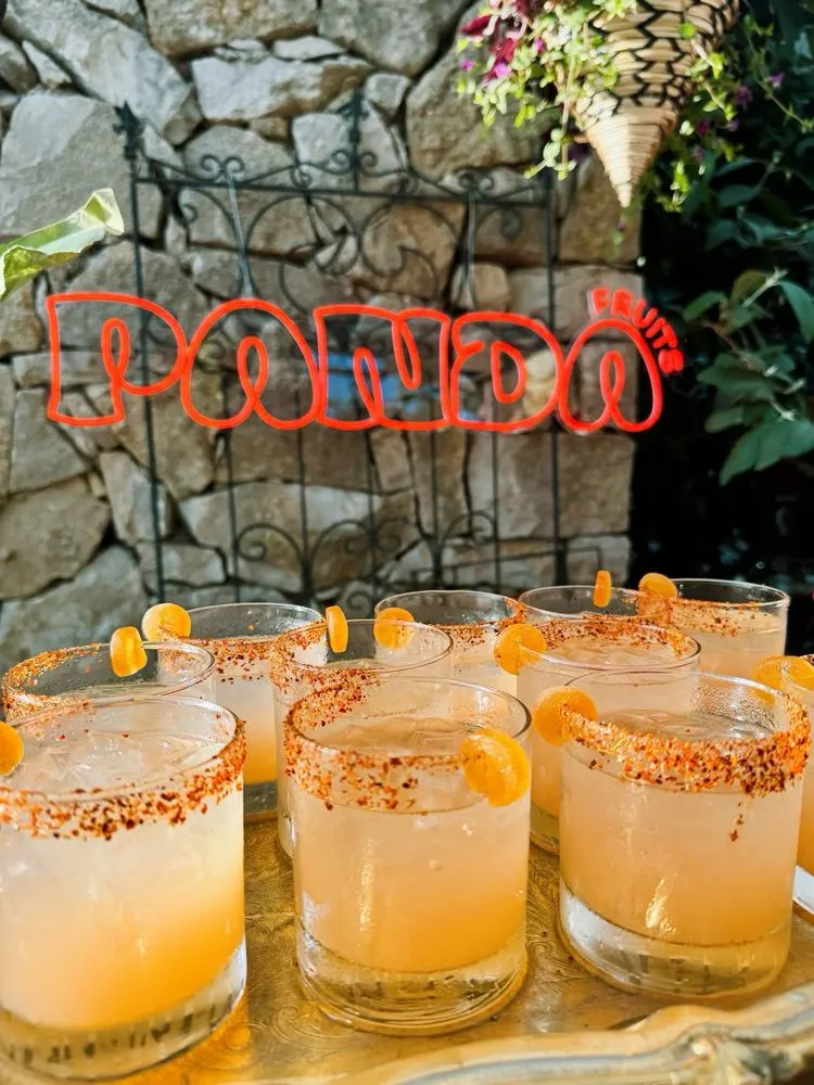 Trusted yard cleanup service in Blue Springs, MO by Colonial Gardens