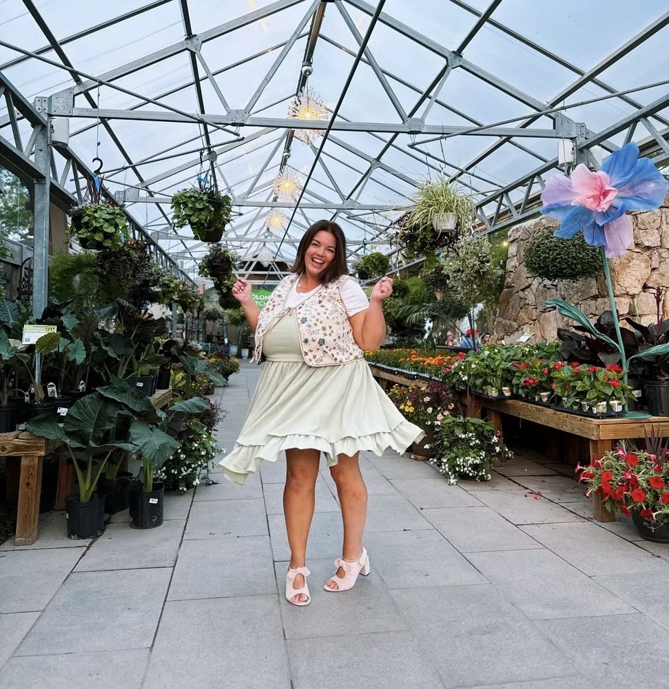 Trusted outdoor landscaping in Blue Springs, MO by Colonial Gardens