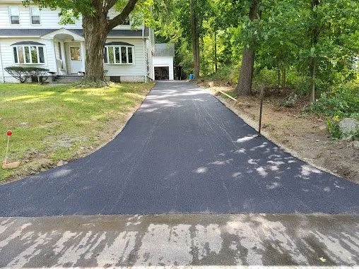 Professional garden landscaping in Cortlandt Manor, NY - Colonial Landscaping