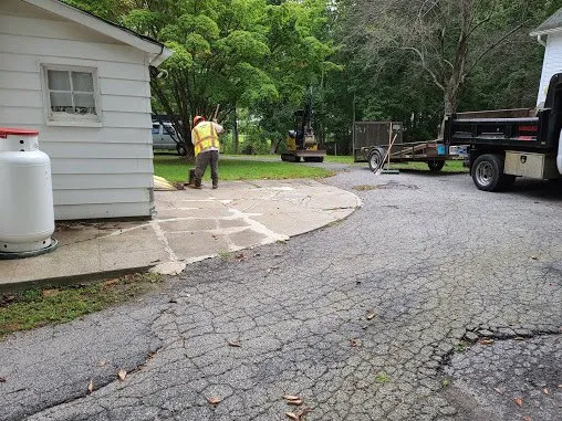 Trusted lawn care service in Cortlandt Manor, NY by Colonial Landscaping