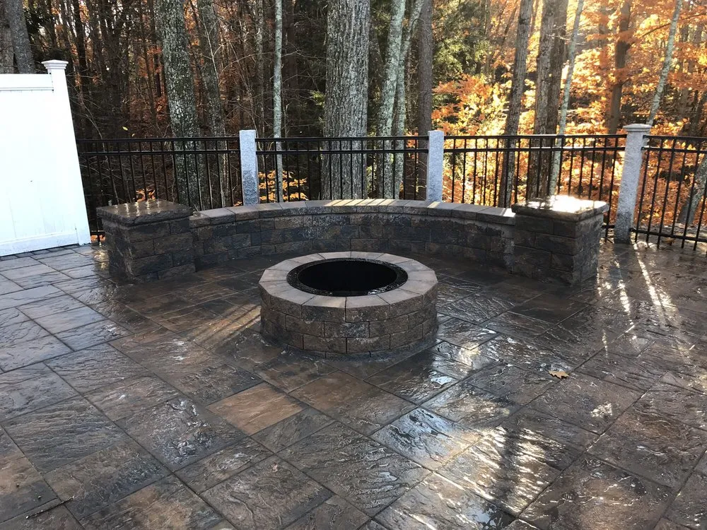 Reliable lawn care service for beautiful yards across Exeter, NH - Colonial Landscaping LLC