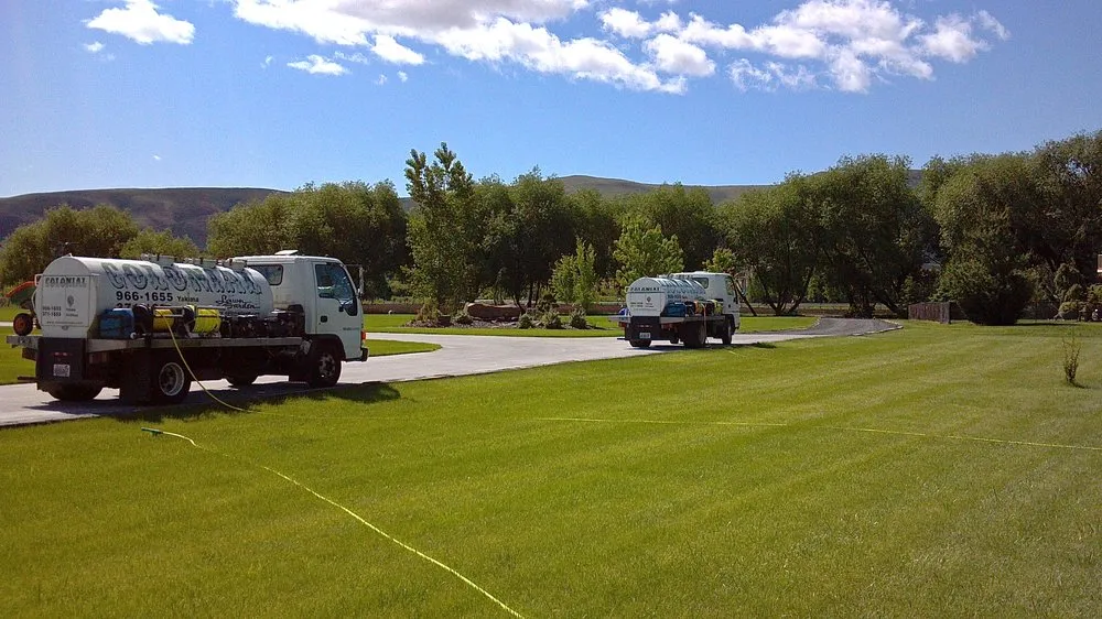 Top-rated yard cleanup service in Richland, WA - Colonial Lawn & Garden