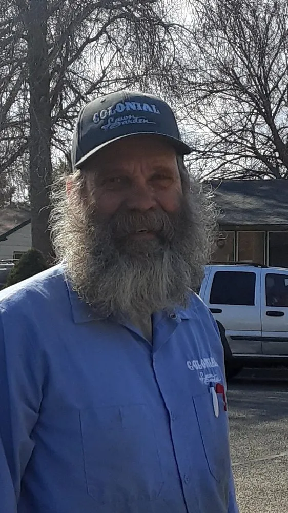 Custom yard maintenance for beautiful yards in Yakima, WA by Colonial Lawn & Garden