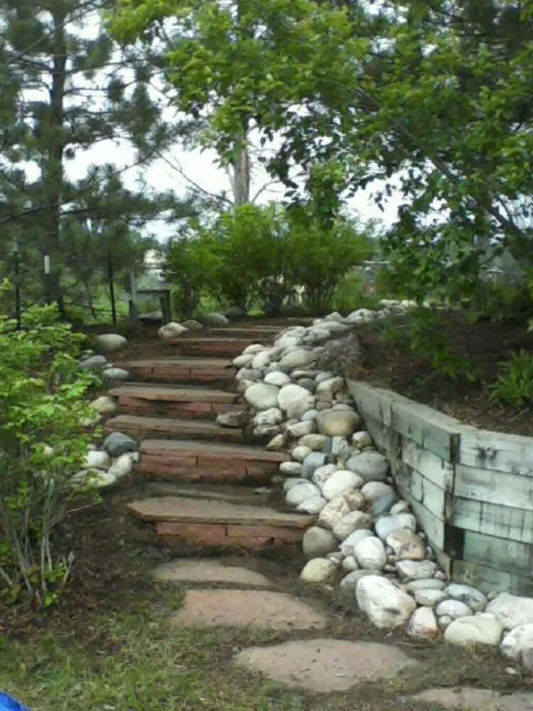 Reliable lawn care service in Johnstown, CO - Colorado Scapes