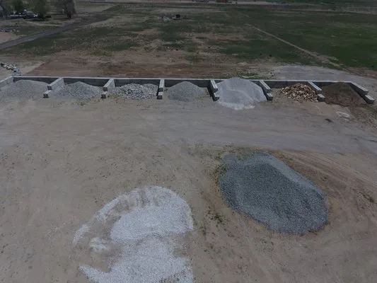 Colorado Wholesale Landscape Supply Logo