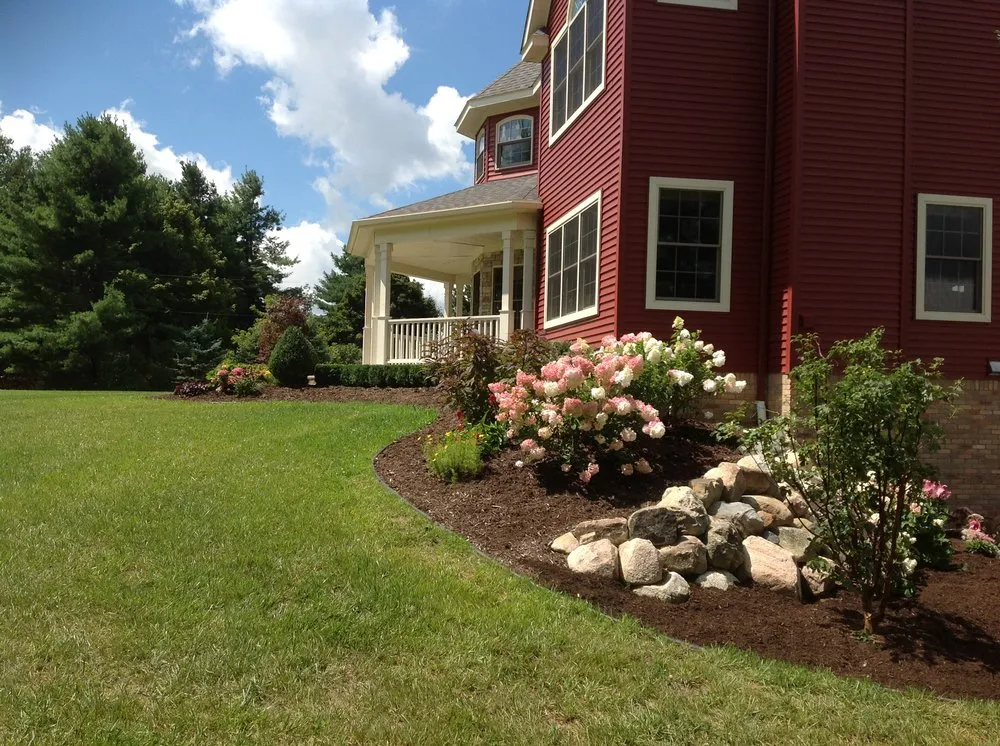 Custom garden landscaping experts serving Ortonville, MI - Colorscape Landscaping