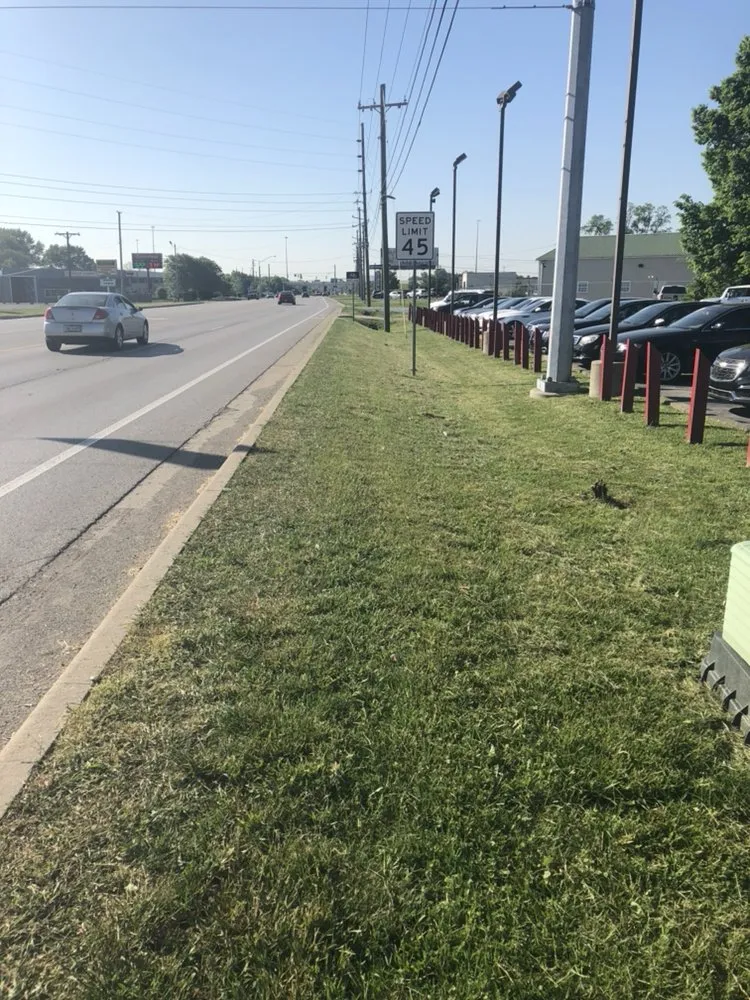 Local lawn mowing service in Indianapolis, IN by Colossol Lawnpro and More