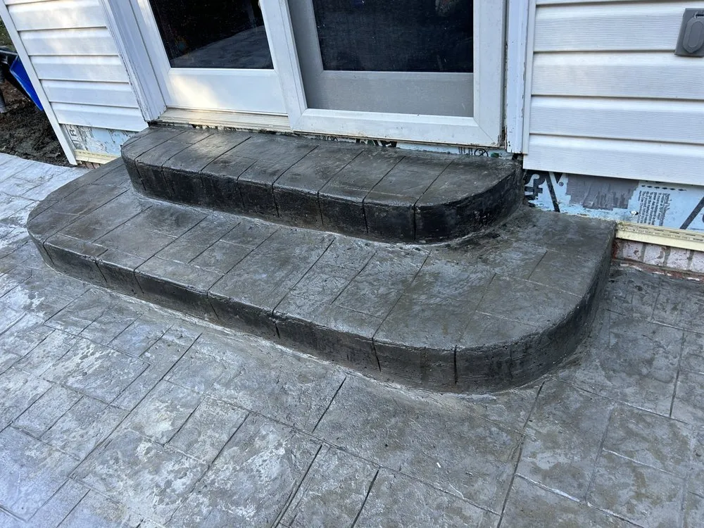 Custom outdoor landscaping experts serving Mcdonald, PA - Colts Landscaping Excavation & Concrete