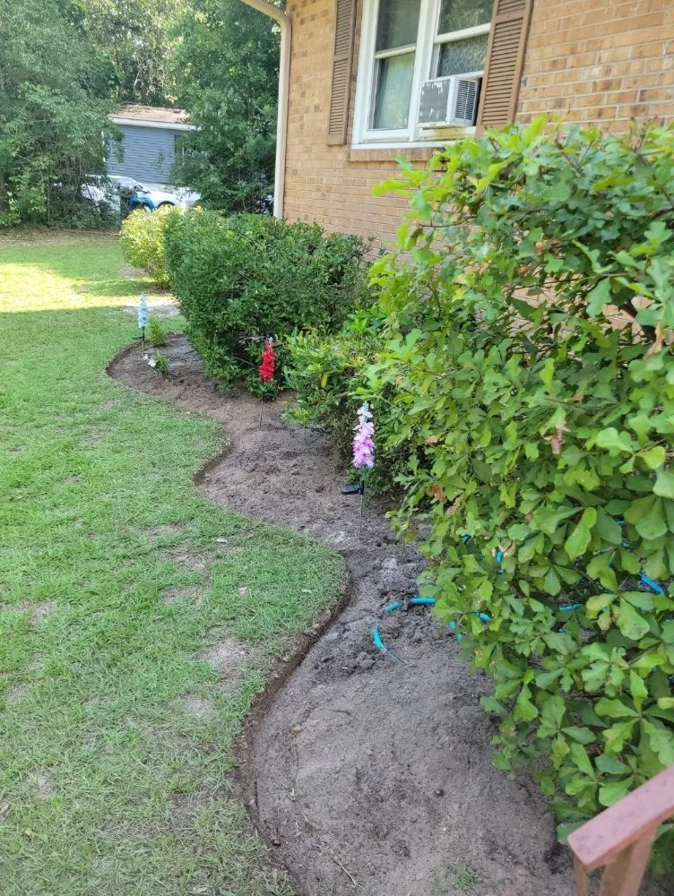 Custom garden landscaping in Cayce, SC by columbia lawn pro