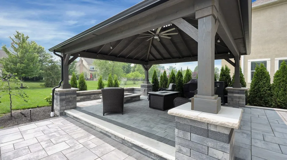 Reliable yard cleanup service in Baltimore, OH - Columbus Hardscapes