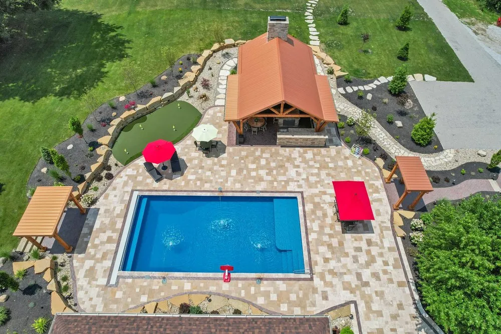 Professional garden landscaping with custom design across Baltimore, OH - Columbus Hardscapes