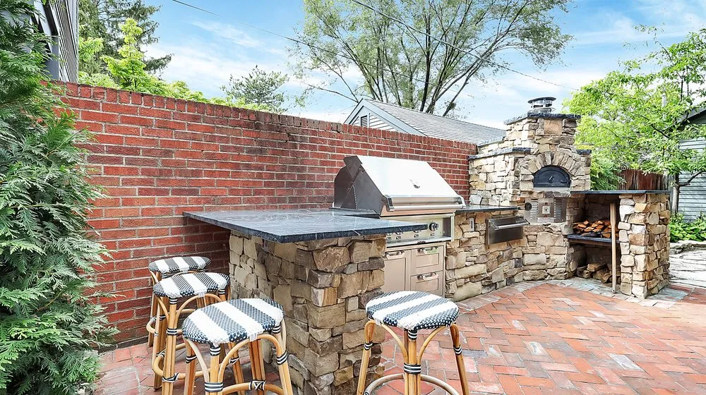 Top-rated yard maintenance experts serving Baltimore, OH - Columbus Hardscapes