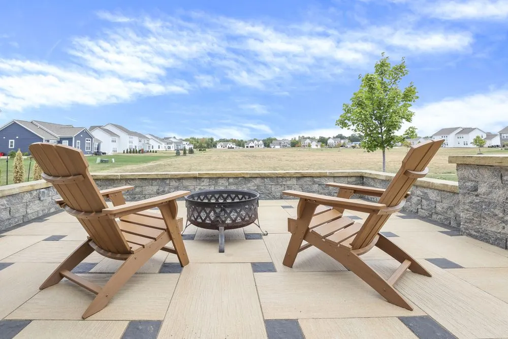 Custom residential landscaping near you across Baltimore, OH - Columbus Hardscapes