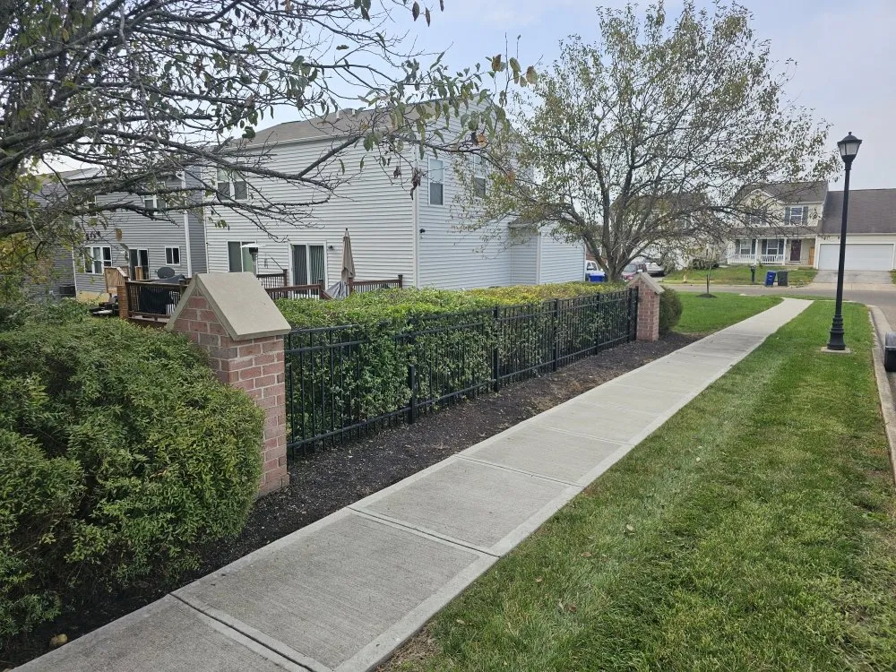 Top-rated lawn mowing service experts serving Columbus, OH - Columbus Lawn Pros