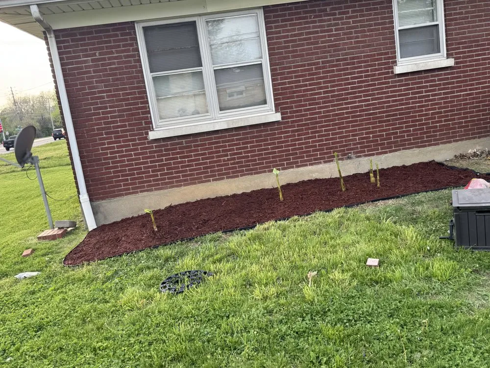 Reliable garden landscaping experts serving Louisville, KY - Colvins Lawn Care And More