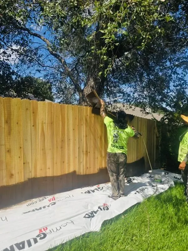 Reliable lawn care service for residential properties in Killeen, TX by Combat Muscle Fence and Stain