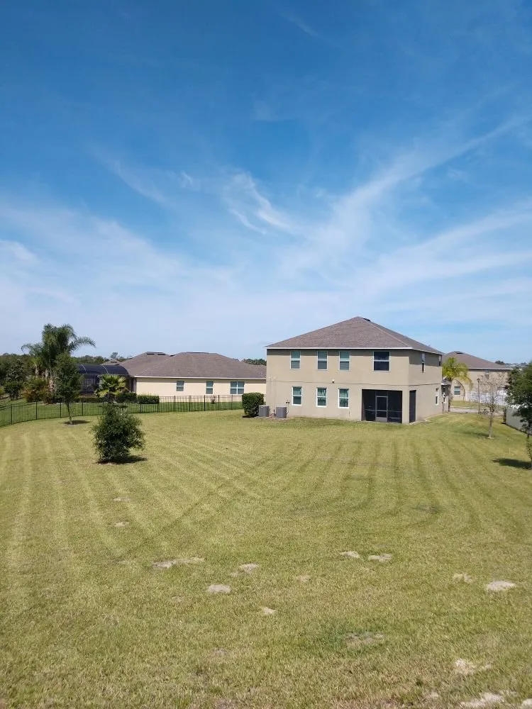 Local outdoor landscaping in Geneva, FL by Combat Rat Lawn Service