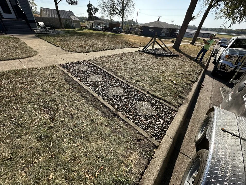Top-rated lawn mowing service in Valley Springs, SD - Comeau's Supreme Services