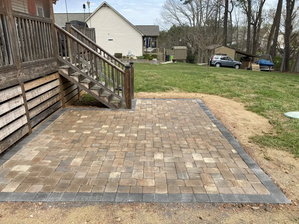 Reliable yard cleanup service experts serving Smithfield, NC - Comeyer Designed Outdoor Living