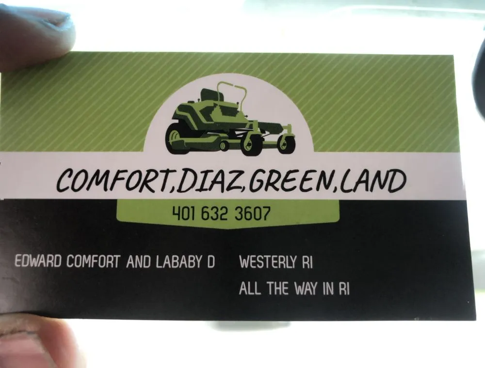 Professional lawn care service experts serving Westerly, RI - Comfort Diaz Green Land