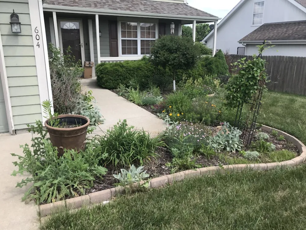 Custom landscape design experts serving Lawrence, KS - Comfort Mowing and Lawncare