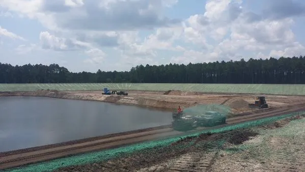 Custom yard cleanup service in Plant City, FL - Commercial Hydroseeding