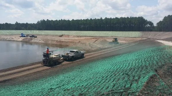 Professional residential landscaping in Plant City, FL by Commercial Hydroseeding