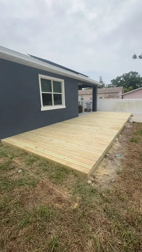 Professional lawn mowing service in Saint Petersburg, FL by Committed Solutions