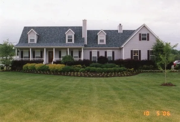 Custom landscape design near you in Louisville, KY by Commonwealth Land Management