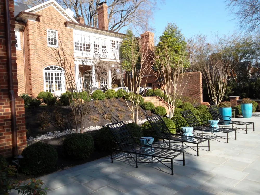 Professional landscape installation experts serving Glen Allen, VA - Commonwealth Landcare