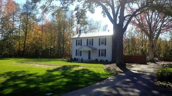 Affordable yard maintenance in Glen Allen, VA - Commonwealth Landcare