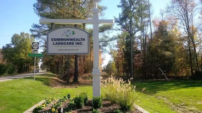 Professional lawn mowing service experts serving Glen Allen, VA - Commonwealth Landcare