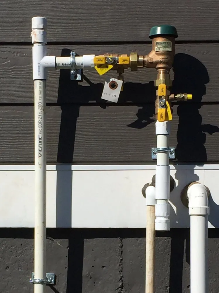 Professional lawn mowing service experts serving Sterling, VA - Community Landscape Services