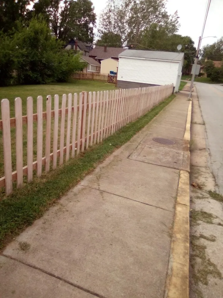 Professional yard maintenance experts serving St. Peters, MO - Community Lawn Care Team