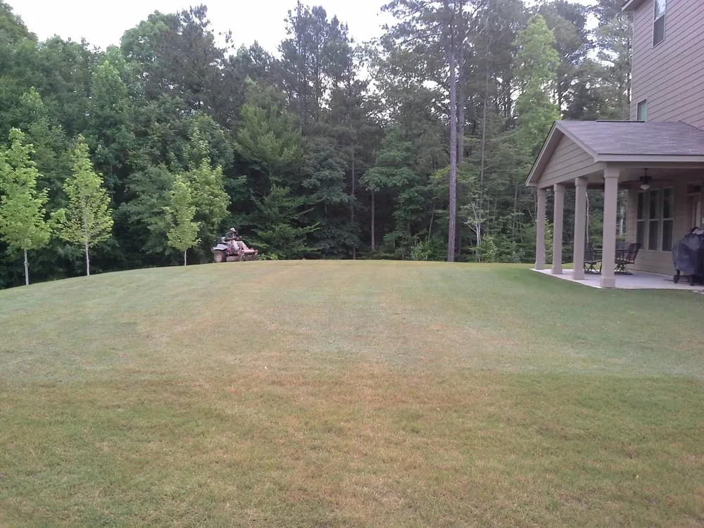 Local lawn mowing service in Fairburn, GA by Community Lawncare Services Inc