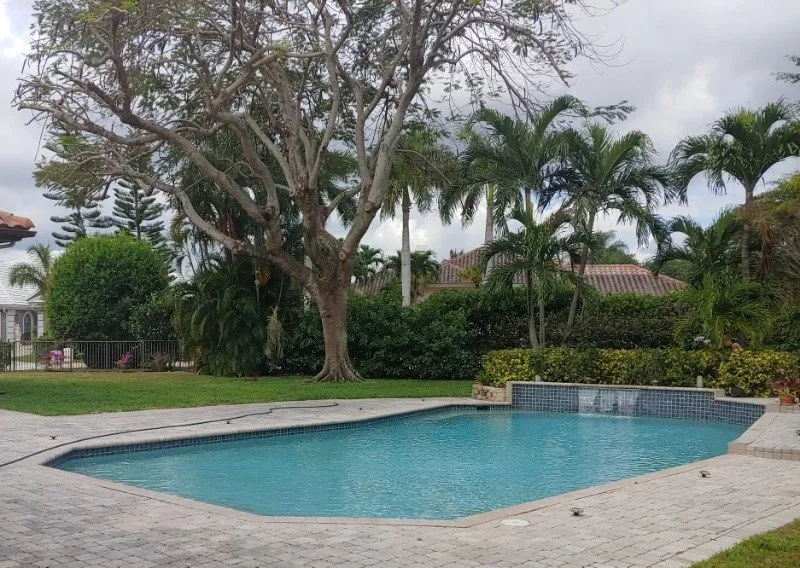 Custom garden landscaping in Port Salerno, FL - Community Tree & Landscape Service