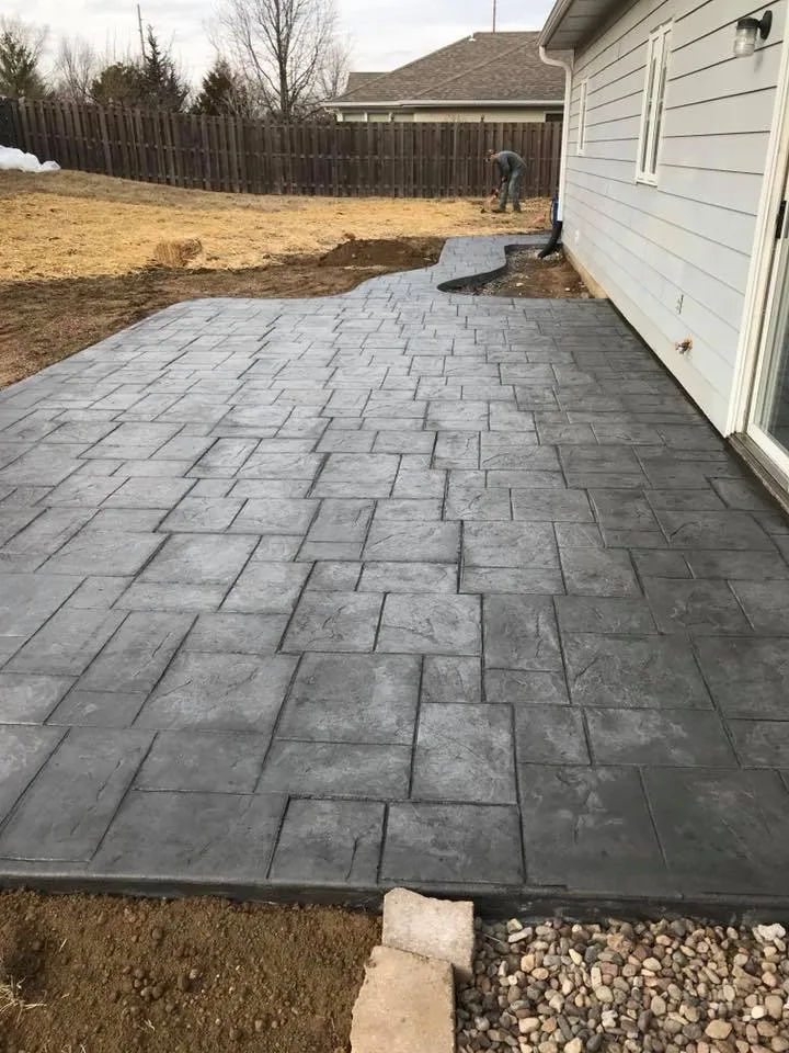 Top-rated yard cleanup service for residential properties in Columbia, MO by COMO Construction and Landscaping