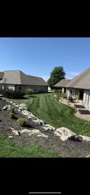 Como Lawn Care Plus Logo