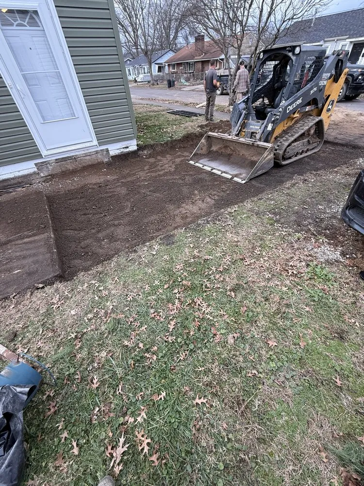 Expert yard maintenance for beautiful yards across Hurricane, WV - Competent Contracting