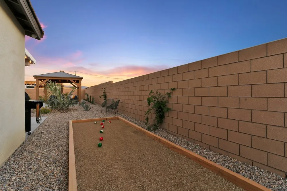 Reliable yard maintenance experts serving Palm Springs, CA - Competition Green Landscape