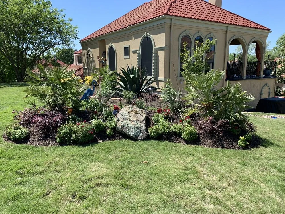 Custom residential landscaping experts serving Dallas, TX - Complete Landscape and Design