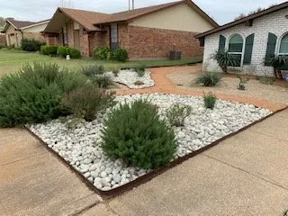 Custom garden landscaping in Dallas, TX - Complete Landscape and Design