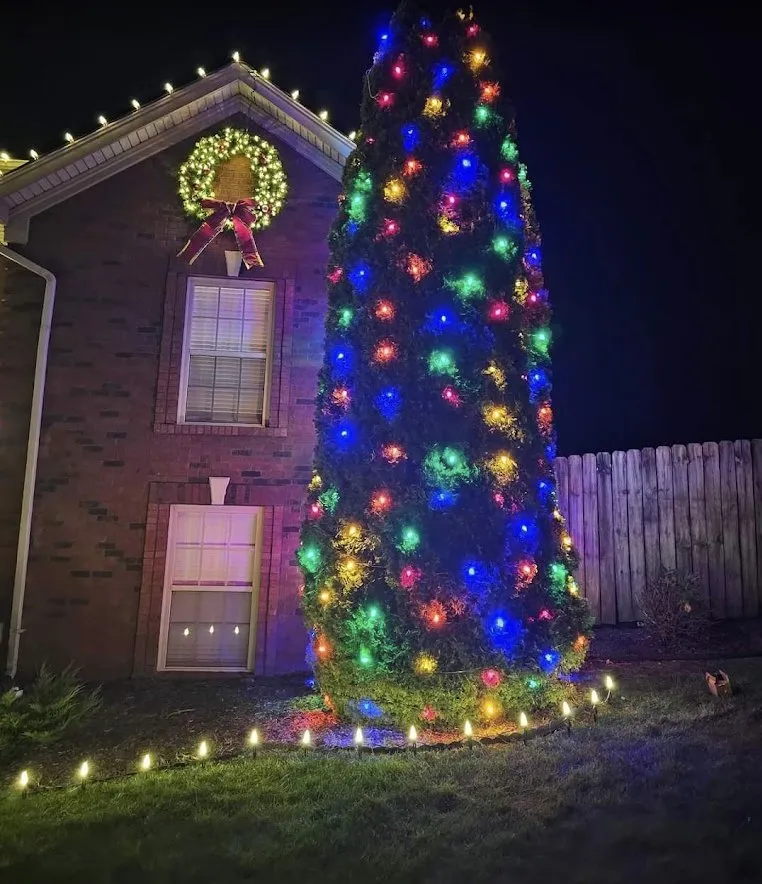 Local outdoor landscaping experts serving Louisville, KY - Complete Landscape Lawncare