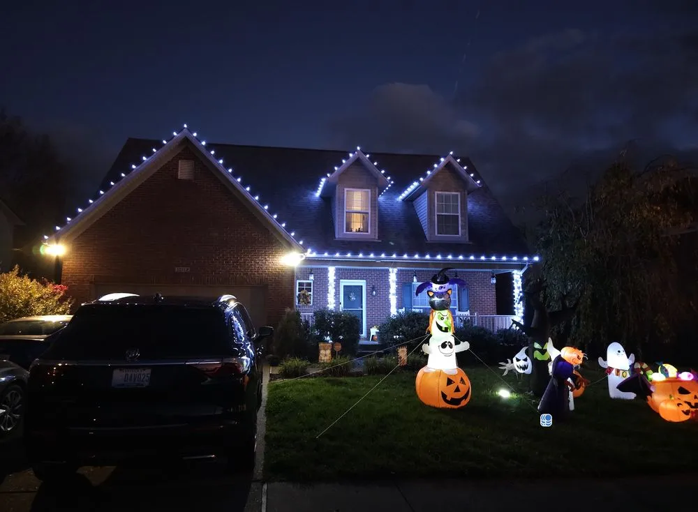 Custom yard cleanup service experts serving Louisville, KY - Complete Landscape Lawncare