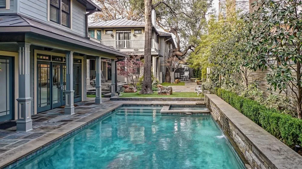 Affordable landscaping services for year-round maintenance in Dallas, TX by Complete Landsculpture