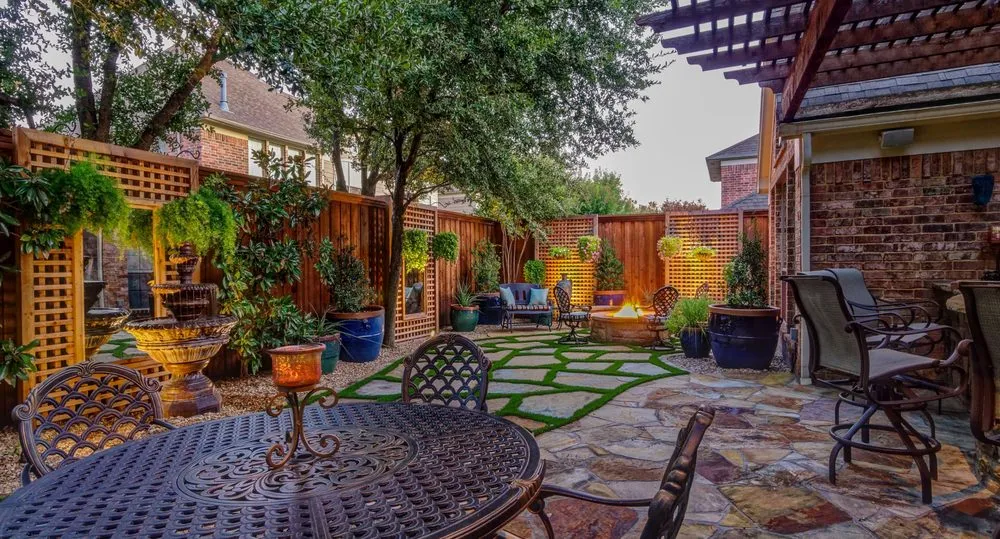 Professional lawn mowing service in Oklahoma City, OK - Complete Landsculpture