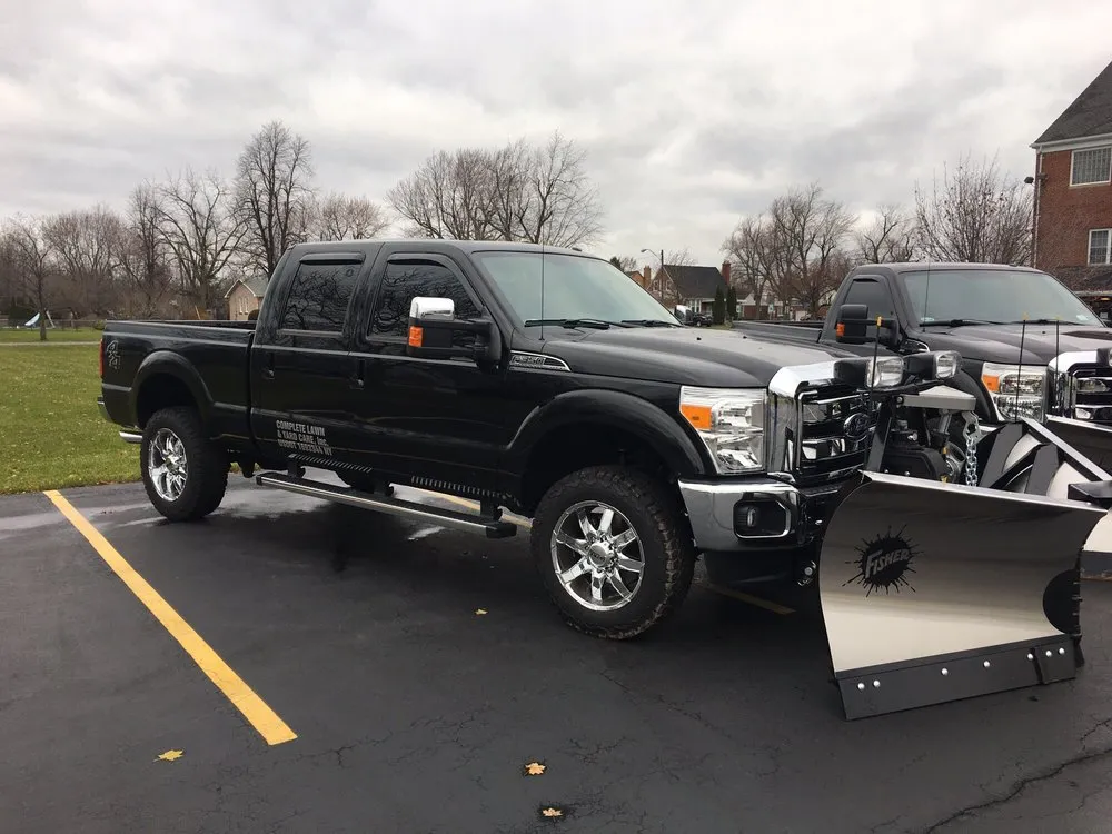 Reliable lawn mowing service in Cheektowaga, NY - Complete Lawn & Yard Care