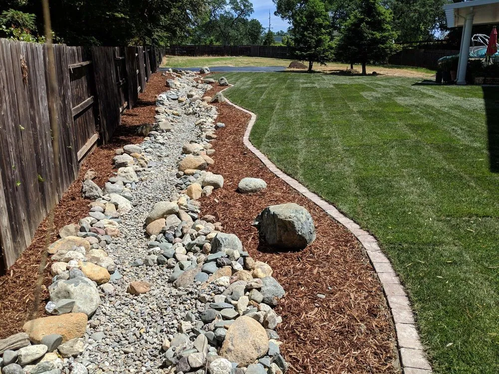 Local outdoor landscaping experts serving Redding, CA - Complete Lawn and Landscape